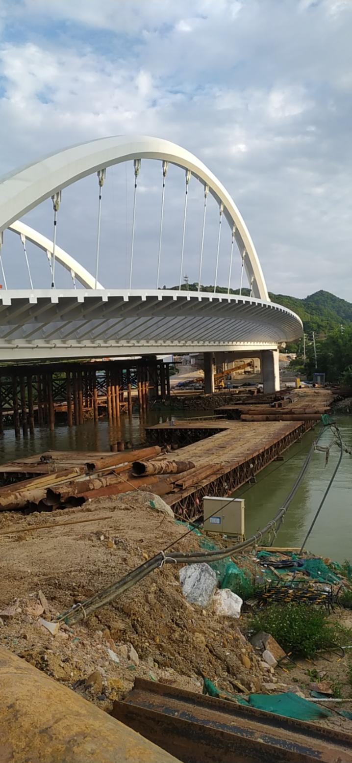 廣州從化文化項目(QL007)鋼箱梁、系杠拱及景觀廊道安裝